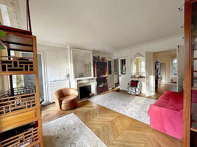 Appartement - 102 m² - 5 pièces