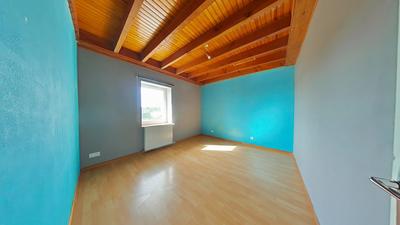 Maison traditionnelle - 94 m² - 4 pièces