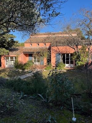 Villa - 145 m² - 6 pièces