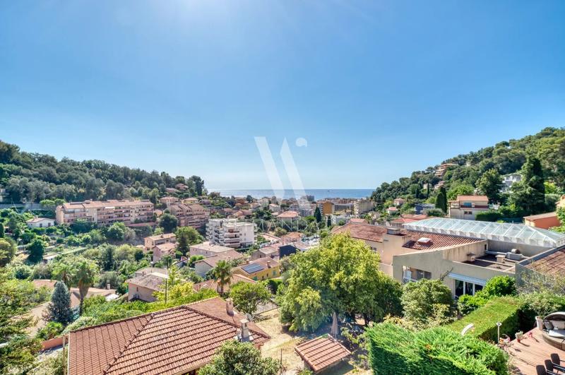 Appartement - 123 m² - 6 pièces