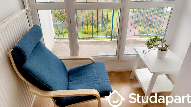 Chambre - 12 m² - 1 pièce