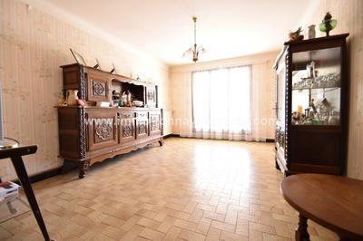 Maison - 144 m² - 8 pièces