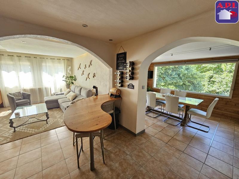 Maison - 118 m² - 5 pièces