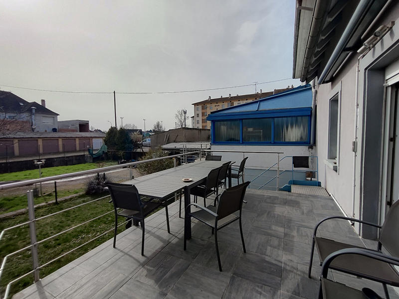 Maison - 100 m² - 5 pièces