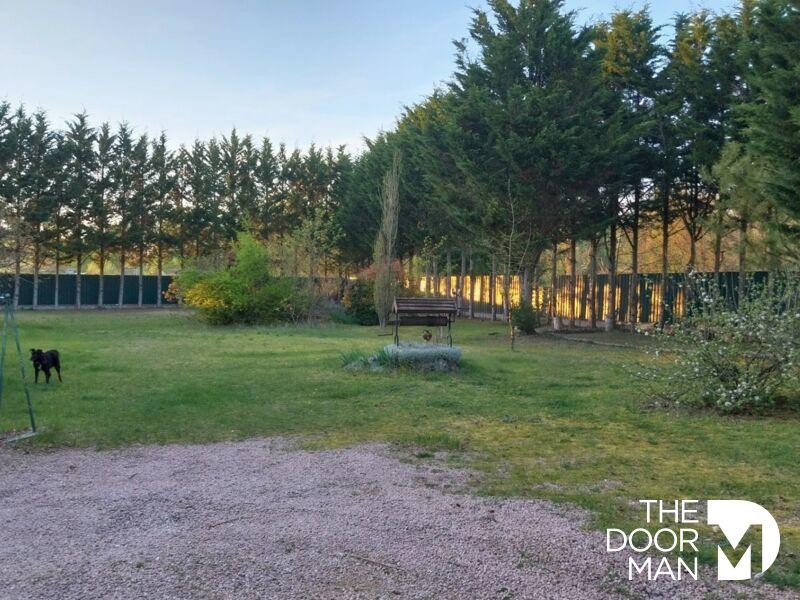 Maison - 327 m² - 8 pièces