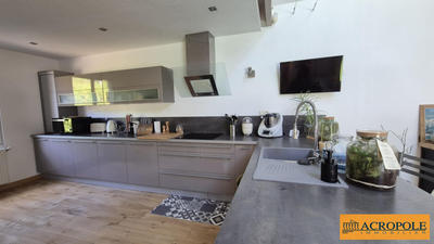 Maison - 159 m² - 6 pièces