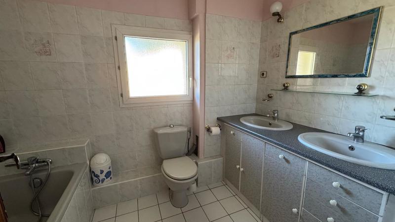 Maison - 164 m² - 7 pièces