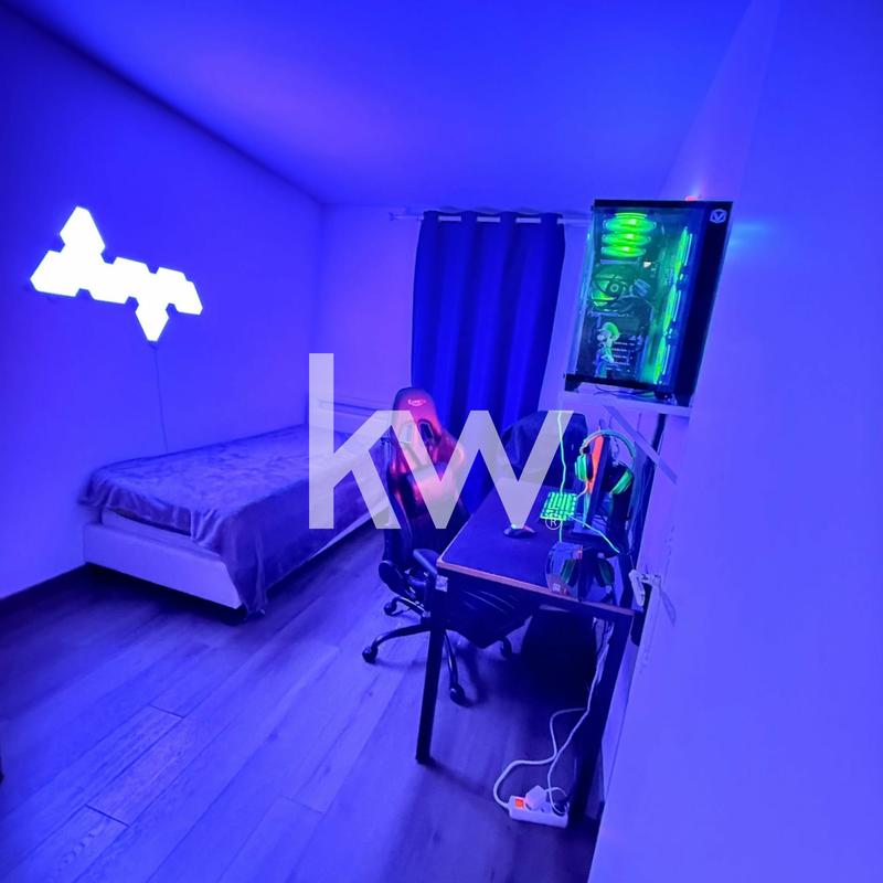 Appartement - 80 m² - 5 pièces