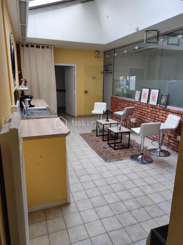 Immeuble - 300 m² - 20 pièces