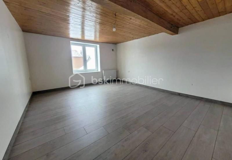 Corps de ferme - 250 m² - 8 pièces