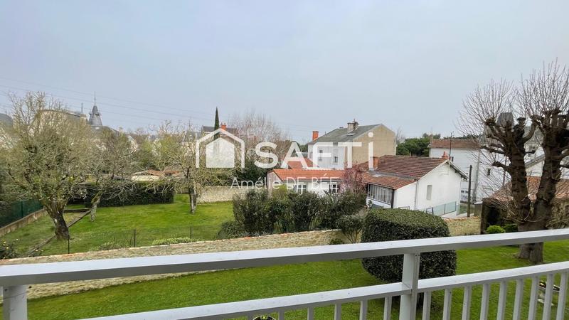 Appartement - 90 m² - 4 pièces