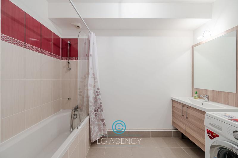 Appartement - 72 m² - 3 pièces