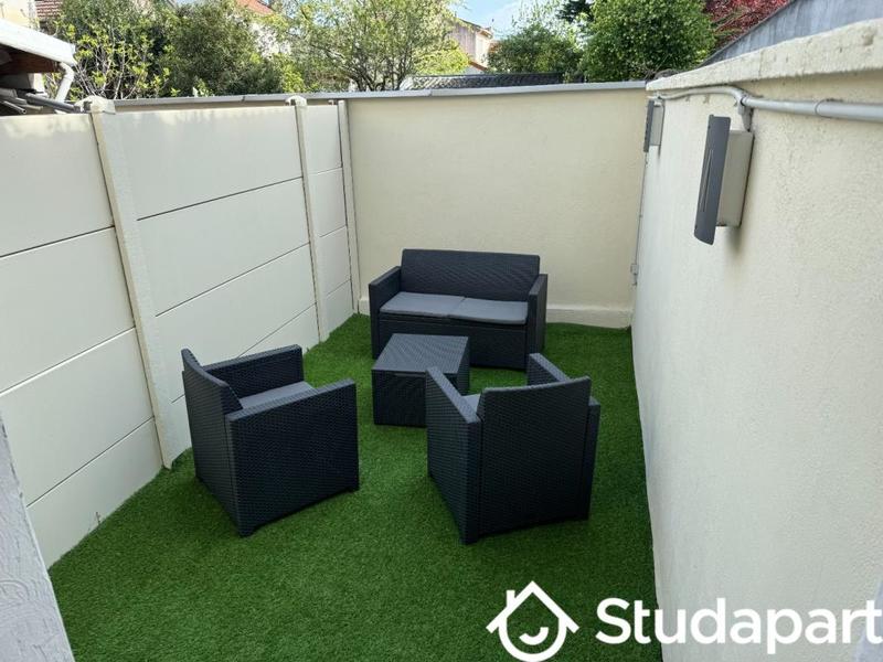 Chambre - 16 m² - 1 pièce