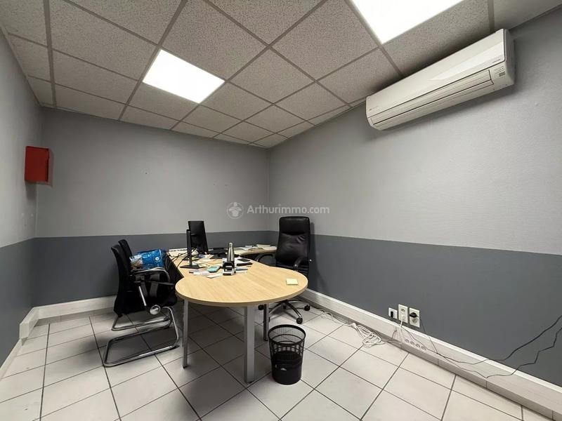 Bureau - 76 m² - 3 pièces