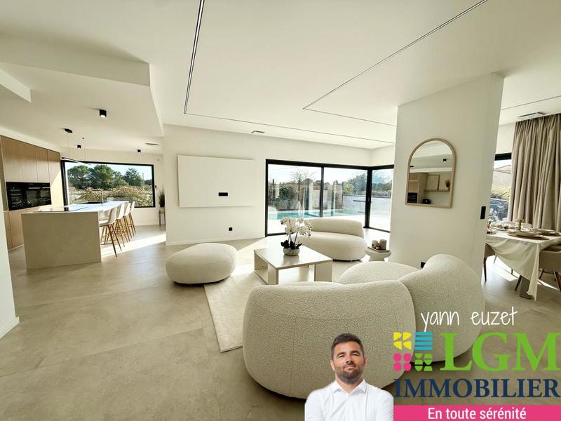 Maison - 178 m² - 5 pièces