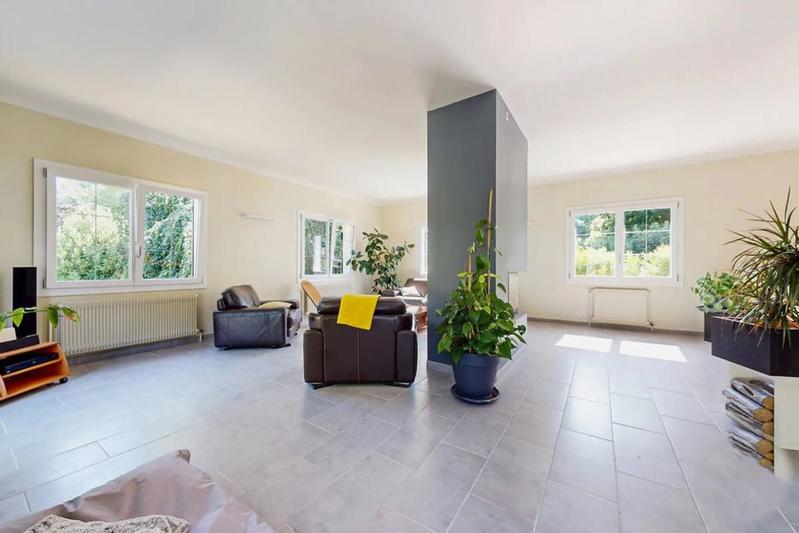 Maison - 226 m² - 9 pièces