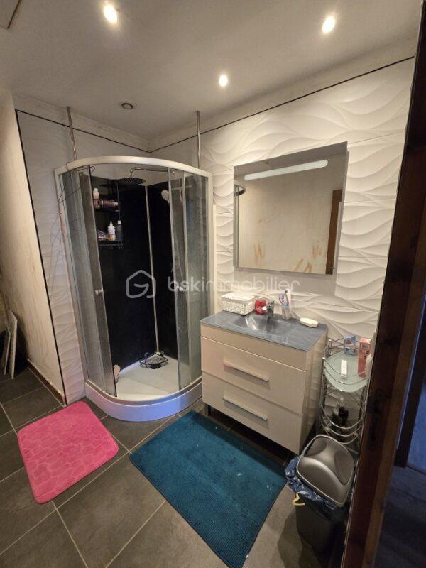 Maison traditionnelle - 170 m² - 6 pièces