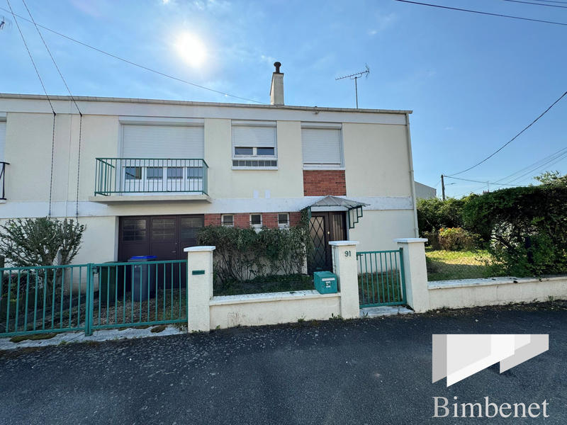 Maison - 93 m² - 4 pièces