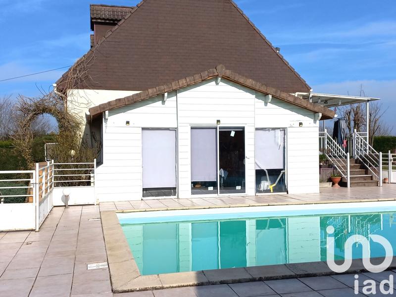 Maison - 138 m² - 6 pièces