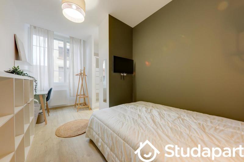 Chambre - 12 m² - 1 pièce