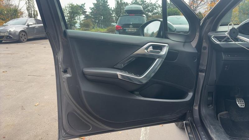 Peugeot 2008 1.2 130 Allure