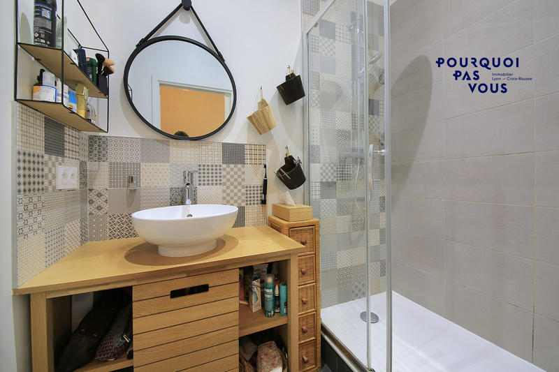 Appartement - 100 m² - 4 pièces