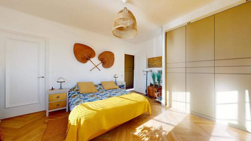 Appartement - 120 m² - 4 pièces