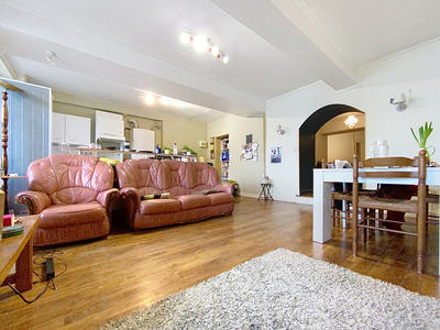 Appartement - 116 m² - 5 pièces