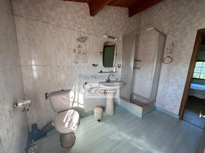 Maison - 219 m² - 13 pièces