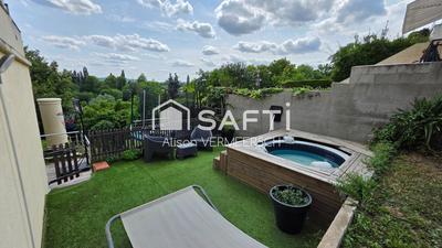 Maison - 170 m² - 7 pièces