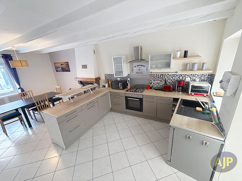 Maison de ville - 116 m² - 5 pièces