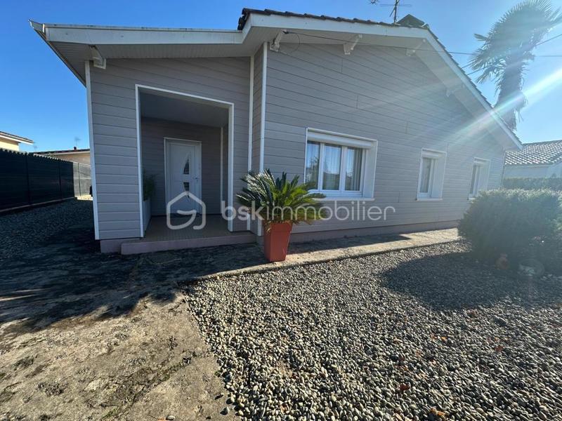 Maison - 80 m² - 5 pièces