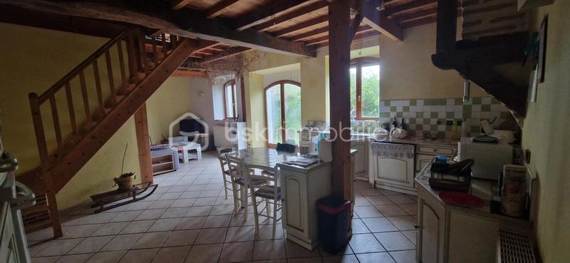 Corps de ferme - 85 m² - 3 pièces