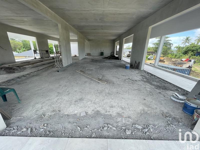 Local commercial - 204 m²