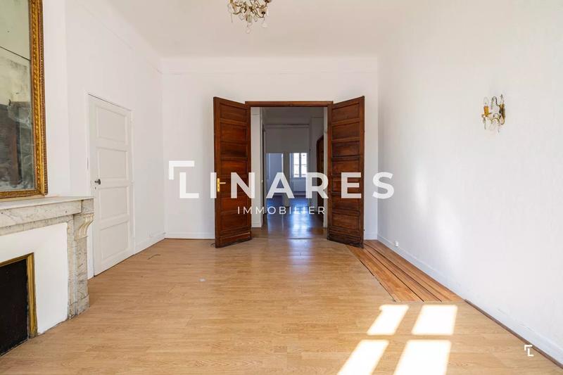 Appartement - 188 m² - 5 pièces