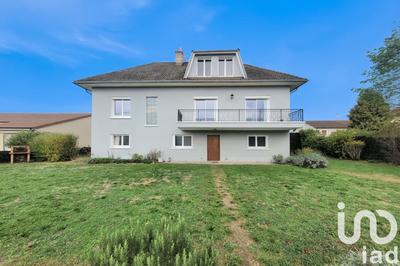 Maison - 190 m² - 8 pièces