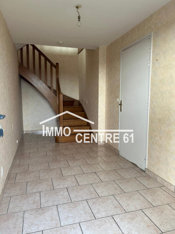 Maison - 200 m² - 9 pièces