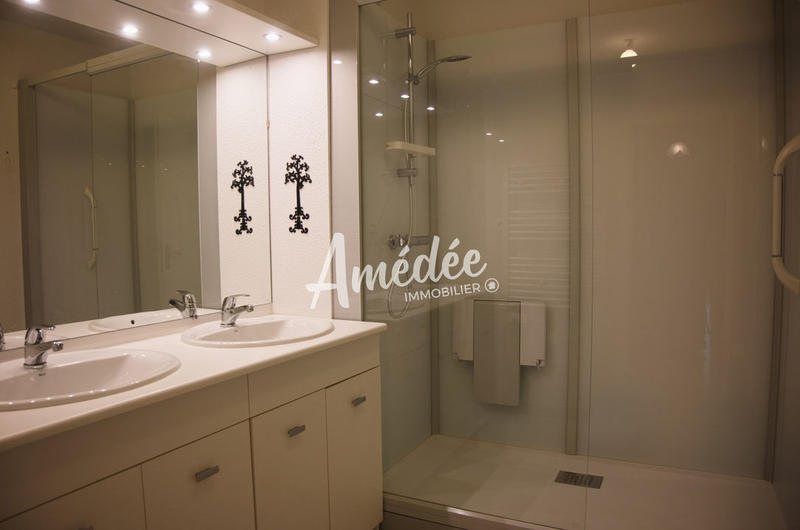 Appartement - 93 m² - 4 pièces