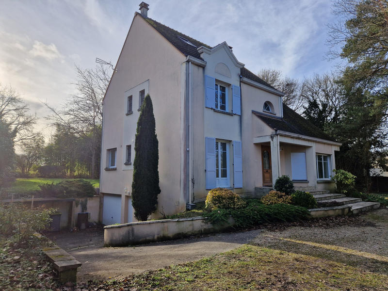 Maison - 194 m² - 10 pièces