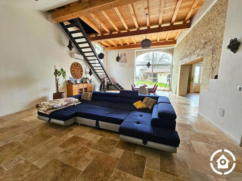 Maison ancienne - 498 m² - 12 pièces