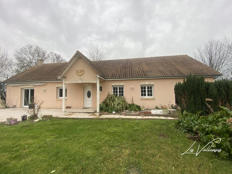 Maison traditionnelle - 188 m² - 7 pièces