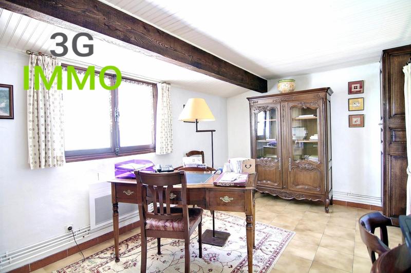 Villa - 192 m² - 5 pièces