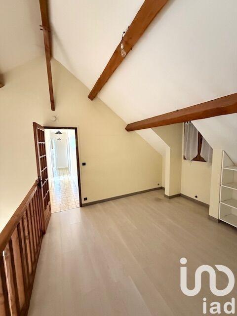 Maison - 143 m² - 5 pièces