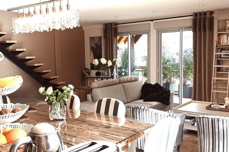 Appartement - 107 m² - 5 pièces