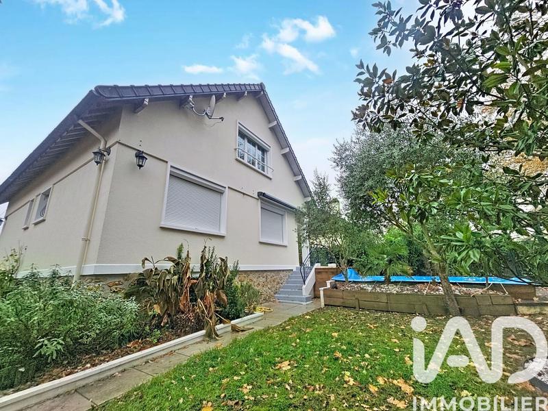 Maison - 163 m² - 6 pièces