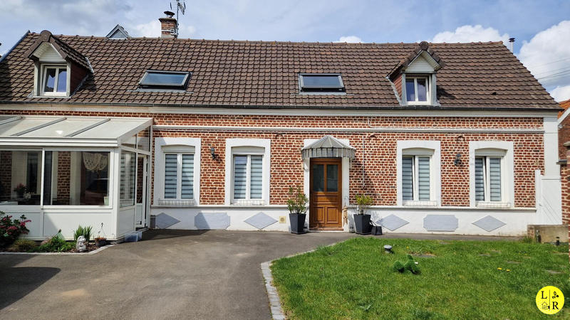 Maison - 167 m² - 8 pièces