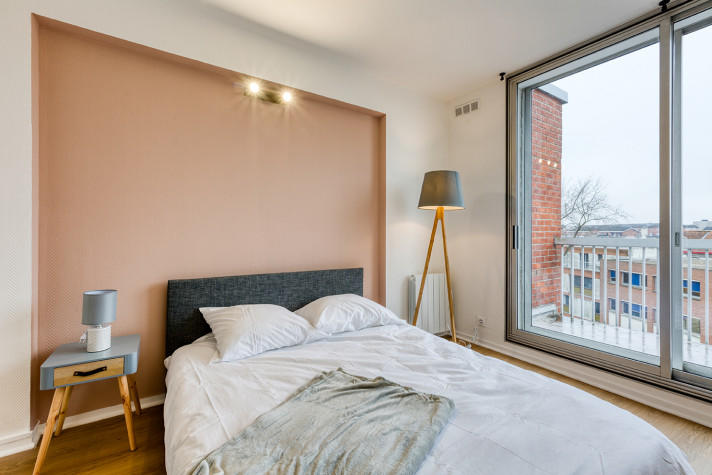 Chambre - 83 m² - 5 pièces