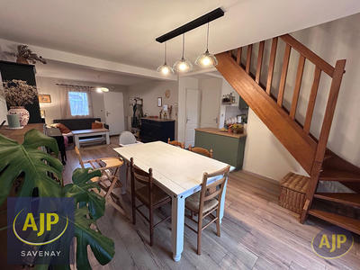 Maison - 84 m² - 5 pièces