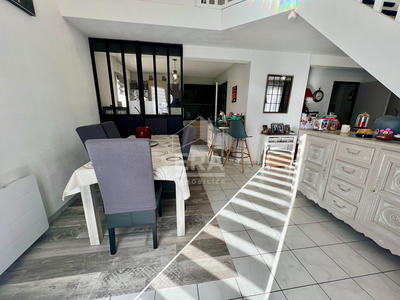 Appartement - 87 m² - 4 pièces