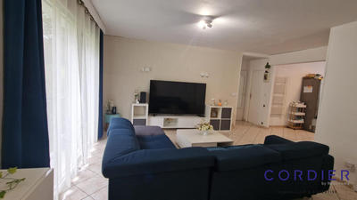 Appartement - 89 m² - 5 pièces